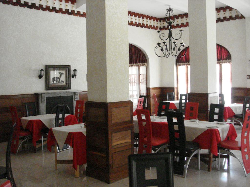 New Dodoma Hotel Buitenkant foto