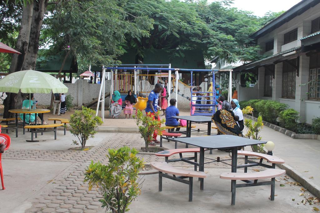 New Dodoma Hotel Buitenkant foto