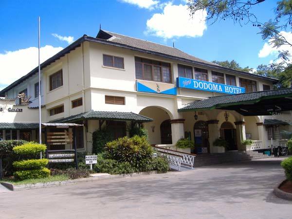 New Dodoma Hotel Buitenkant foto