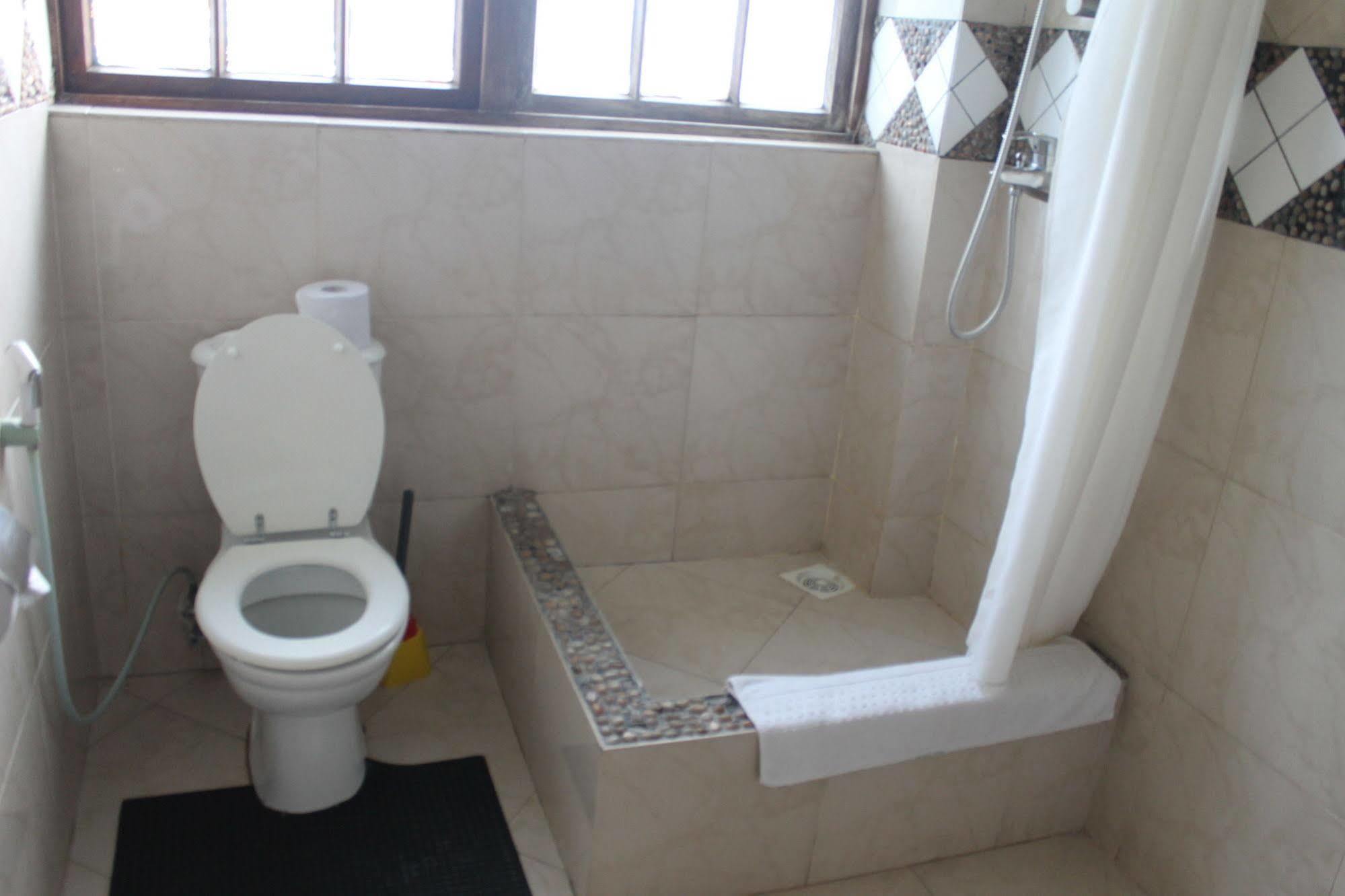 New Dodoma Hotel Buitenkant foto